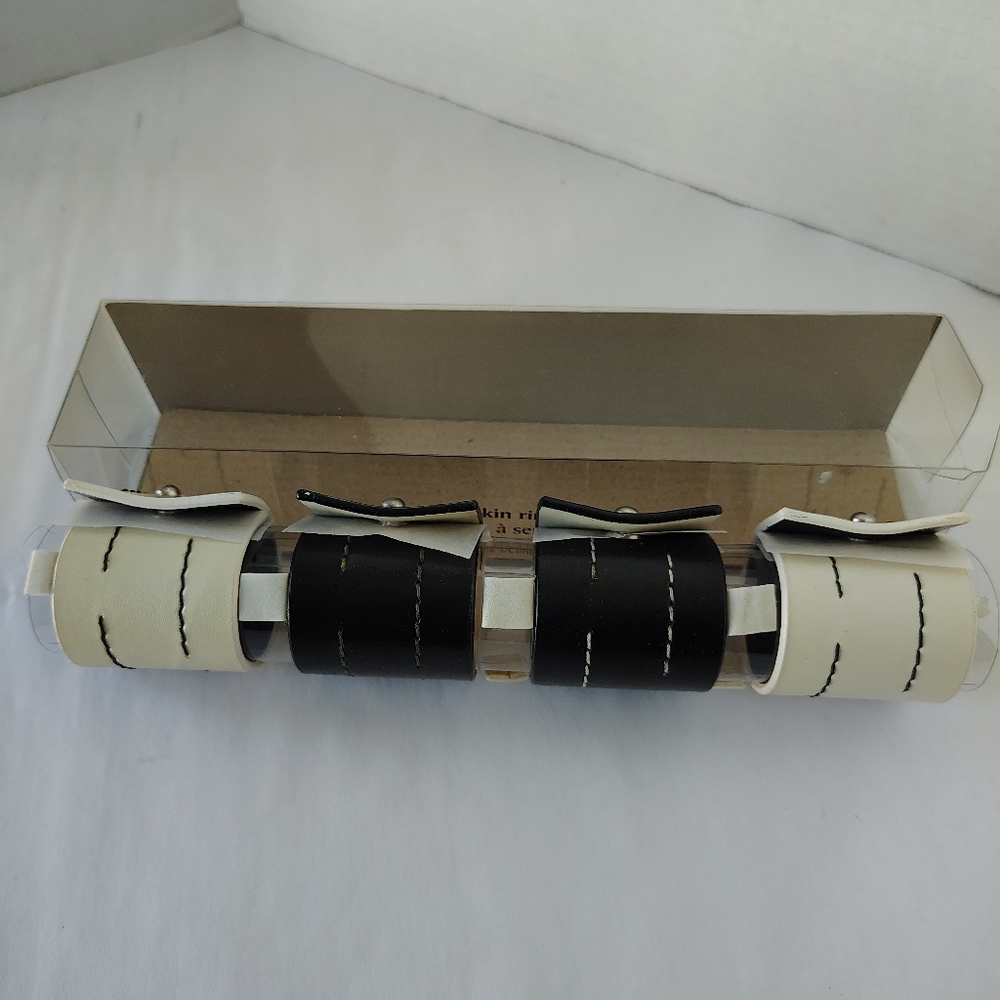 Pier 1 Imports Set of 4 Faux Leather Napkin Rings Napkin Holder SKU 2156335 - Picture 2 of 14